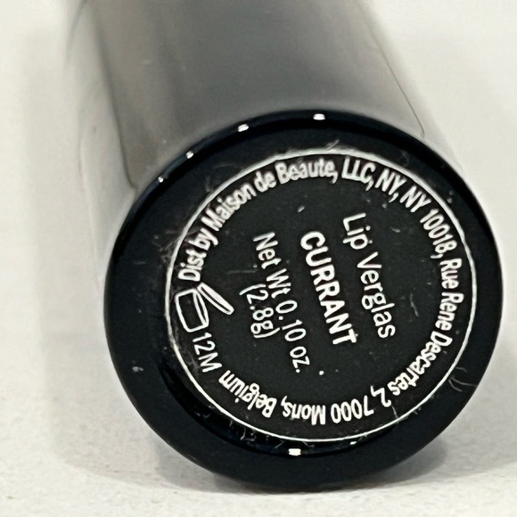 Le metier de beaute Lip Verglas Currant Lipstick - Picture 4 of 4